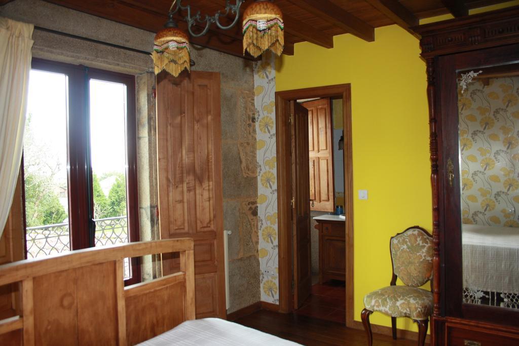 Casa de Roque Hostal Outes Habitación foto
